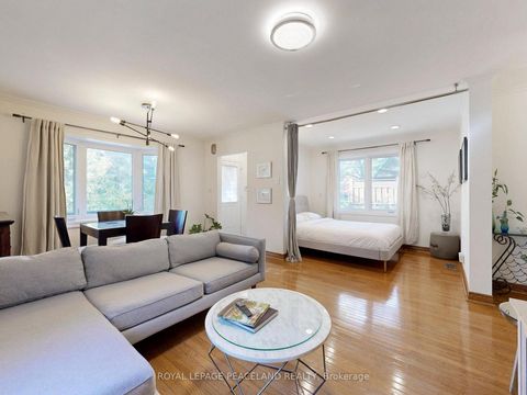 Photo 8 at 139 Scarboro Crescent, Cliffcrest, Toronto