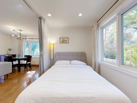 Photo 19 at 139 Scarboro Crescent, Cliffcrest, Toronto