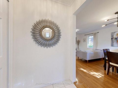 Photo 23 at 139 Scarboro Crescent, Cliffcrest, Toronto