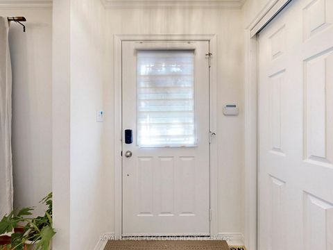 Photo 24 at 139 Scarboro Crescent, Cliffcrest, Toronto