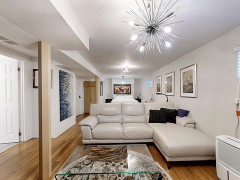 Photo 30 at 139 Scarboro Crescent, Cliffcrest, Toronto