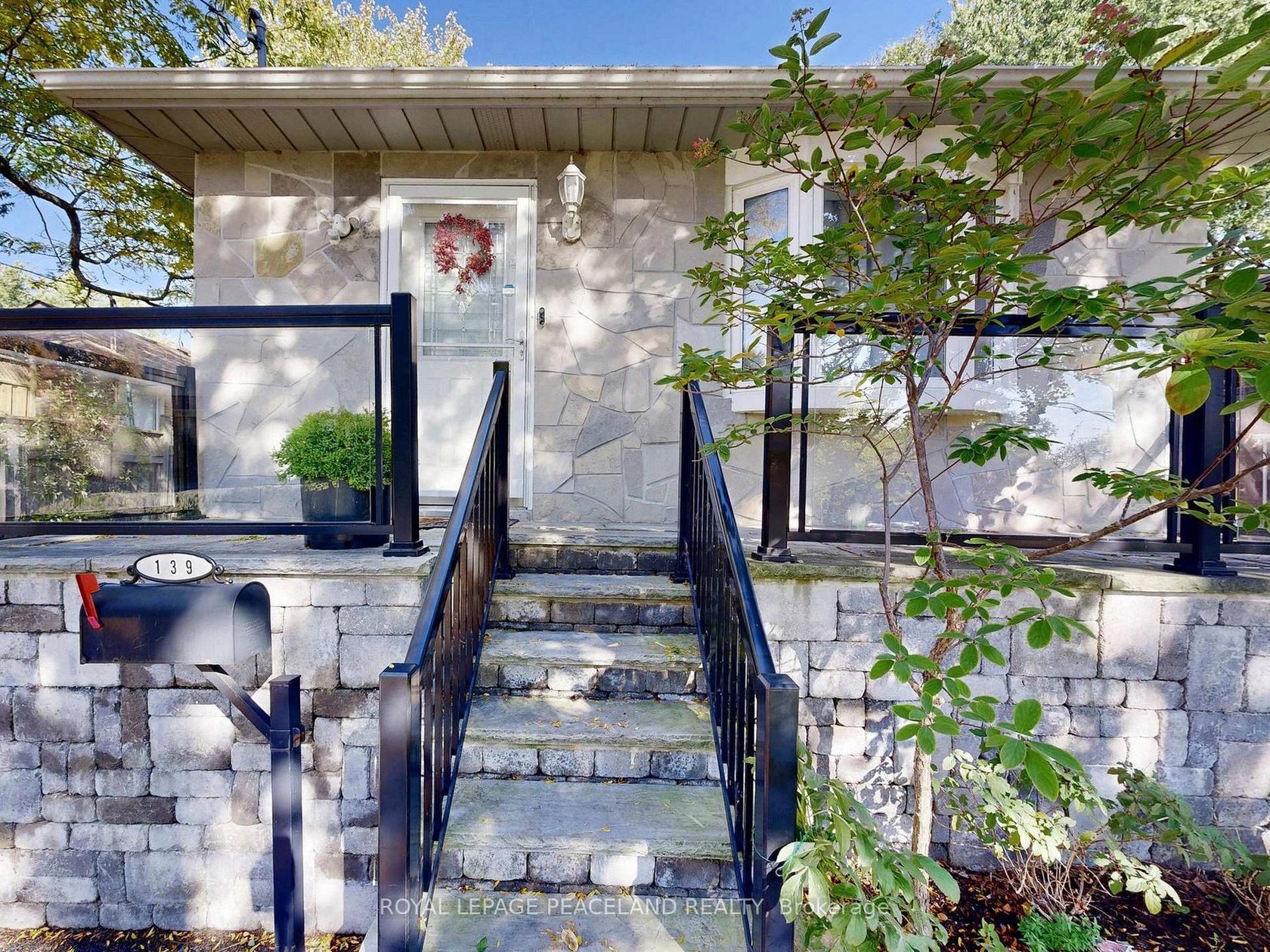 Photo 3 at 139 Scarboro Crescent, Cliffcrest, Toronto Photo 3 at 139 Scarboro Crescent, Cliffcrest, Toronto