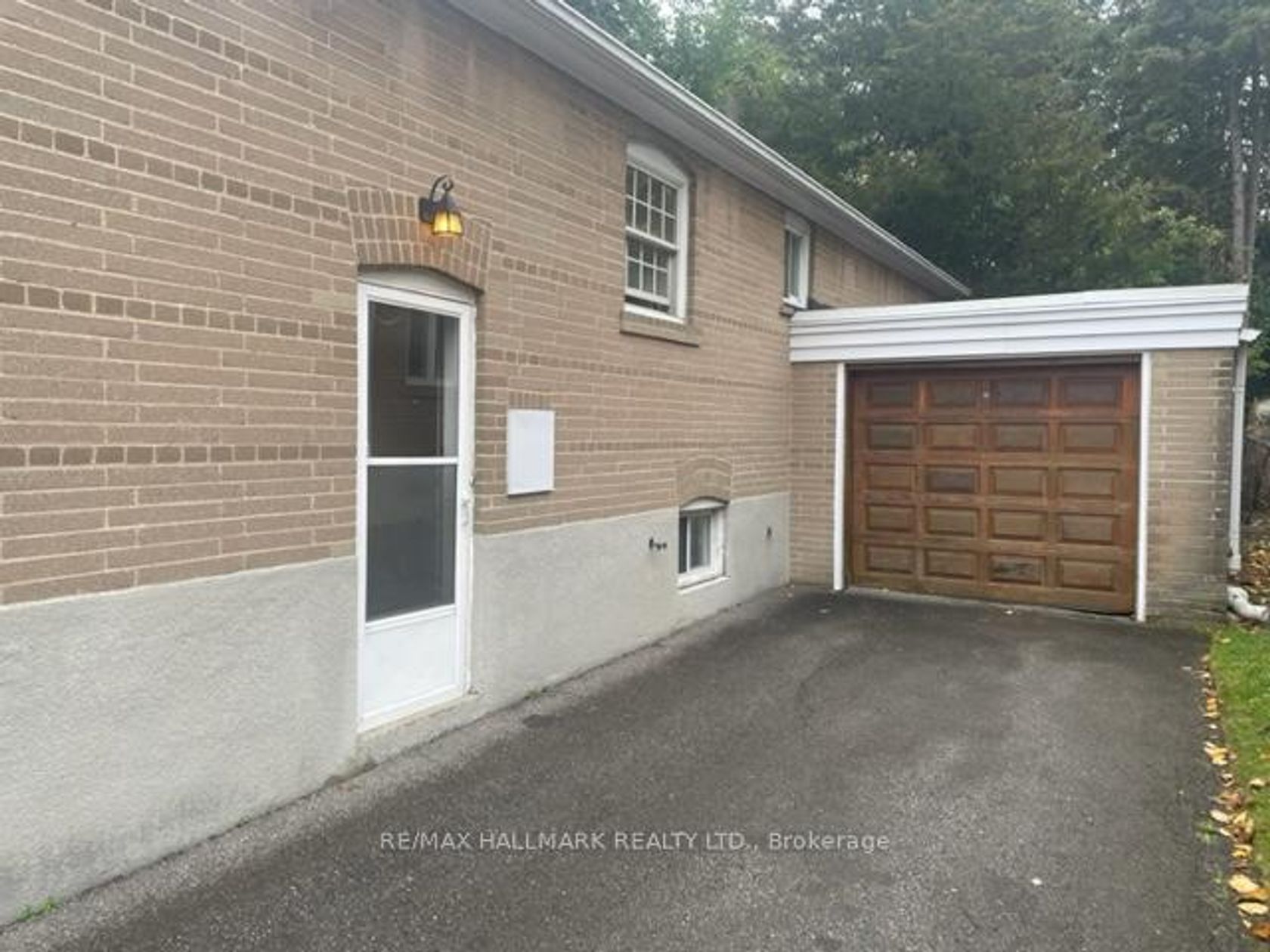 Photo 1 at 231 York Mills Road, York Mills, Toronto Photo 1 at 231 York Mills Road, York Mills, Toronto