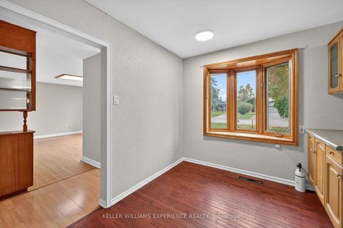 Photo 8 at 229 Warnica Road, Painswick North, Barrie