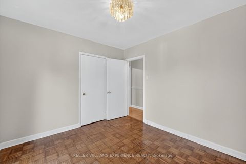Photo 17 at 229 Warnica Road, Painswick North, Barrie