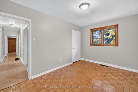 Photo 18 at 229 Warnica Road, Painswick North, Barrie