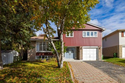 Photo 0 at 37 Boundy Crescent, L'Amoreaux, Toronto