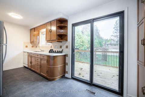 Photo 17 at 37 Boundy Crescent, L'Amoreaux, Toronto