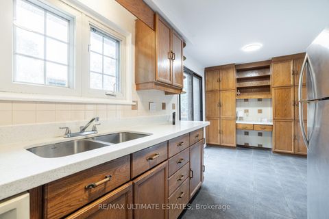 Photo 22 at 37 Boundy Crescent, L'Amoreaux, Toronto