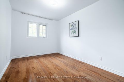 Photo 28 at 37 Boundy Crescent, L'Amoreaux, Toronto