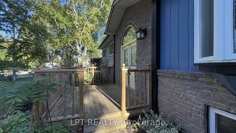 Photo 1 at 209 Sunset Crescent, Stroud, Innisfil