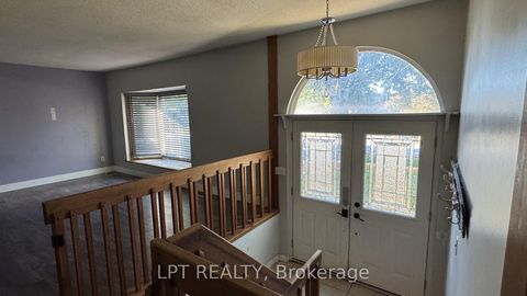 Photo 2 at 209 Sunset Crescent, Stroud, Innisfil