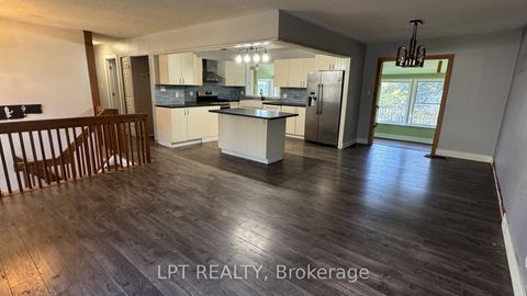 Photo 4 at 209 Sunset Crescent, Stroud, Innisfil