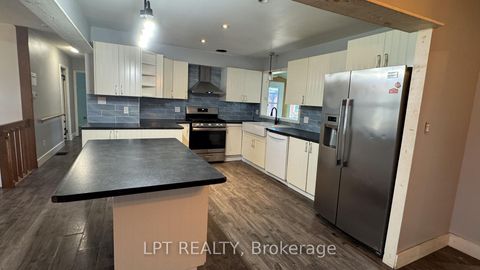 Photo 6 at 209 Sunset Crescent, Stroud, Innisfil Photo 6 at 209 Sunset Crescent, Stroud, Innisfil