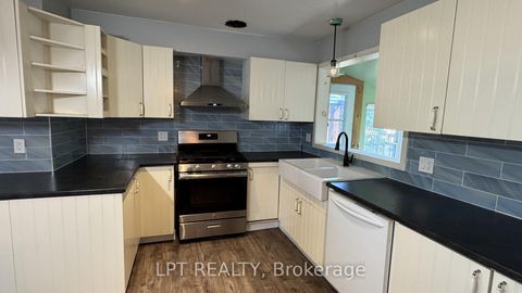 Photo 7 at 209 Sunset Crescent, Stroud, Innisfil