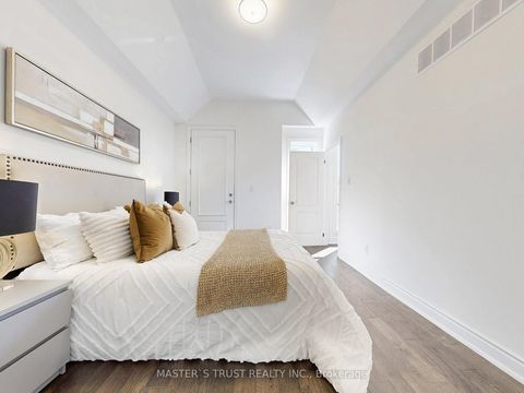 Photo 15 at 420 ossington Avenue, Bellwoods, Toronto