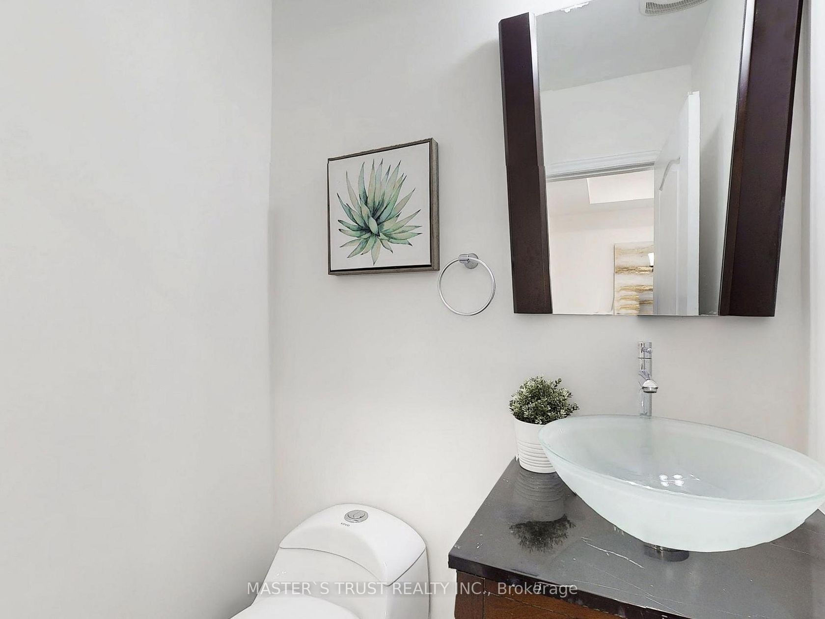 Photo 11 at 420 ossington Avenue, Bellwoods, Toronto Photo 11 at 420 ossington Avenue, Bellwoods, Toronto