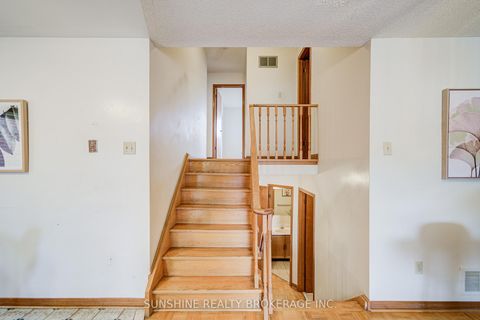 Photo 16 at 141 Burnt Bark Drive, Steeles, Toronto
