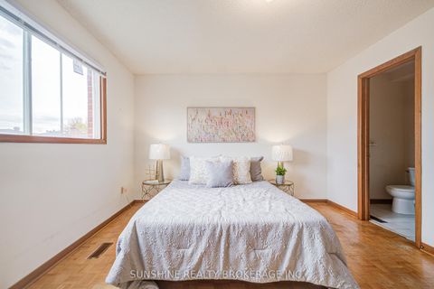 Photo 19 at 141 Burnt Bark Drive, Steeles, Toronto