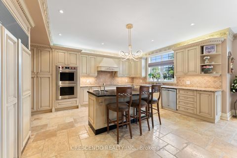 Photo 9 at 2 Prince Adam Court, King City, King