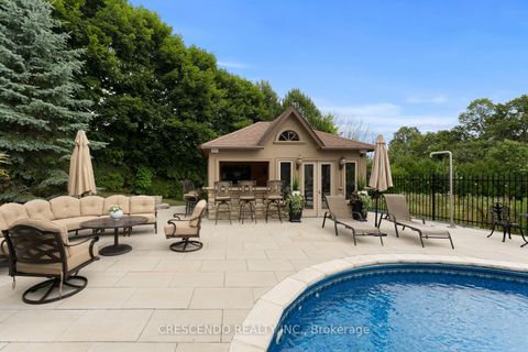 Photo 40 at 2 Prince Adam Court, King City, King