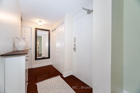 Photo 2 at 1905 - 270 Scarlett Road, Smythe, Toronto Photo 2 at 1905 - 270 Scarlett Road, Smythe, Toronto