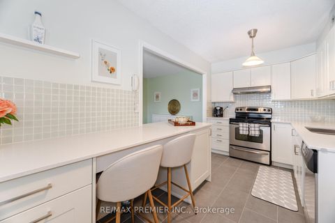 Photo 7 at 1905 - 270 Scarlett Road, Smythe, Toronto