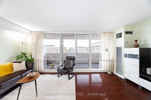 Photo 12 at 1905 - 270 Scarlett Road, Smythe, Toronto