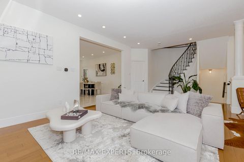 Photo 10 at 193 Fairlane Crescent, Vellore Village, Vaughan