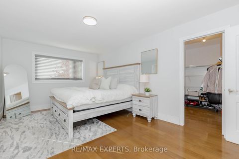 Photo 25 at 193 Fairlane Crescent, Vellore Village, Vaughan