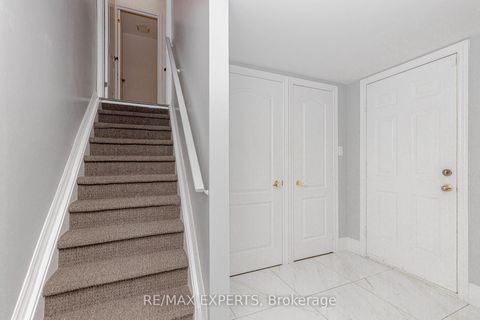 Photo 38 at 193 Fairlane Crescent, Vellore Village, Vaughan