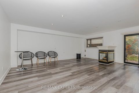 Photo 39 at 193 Fairlane Crescent, Vellore Village, Vaughan