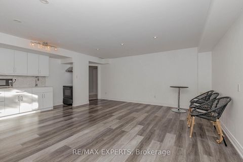 Photo 40 at 193 Fairlane Crescent, Vellore Village, Vaughan