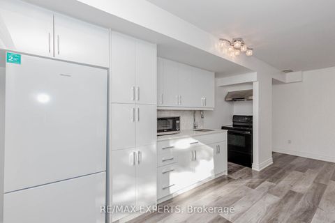 Photo 42 at 193 Fairlane Crescent, Vellore Village, Vaughan