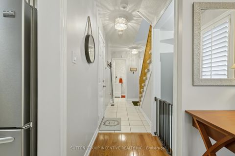 Photo 5 at 1 - 430 Mapleview Drive E, Painswick South, Barrie