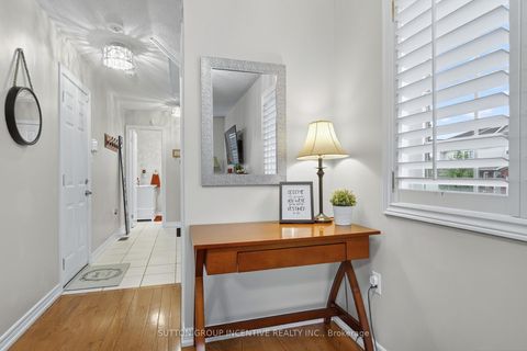 Photo 6 at 1 - 430 Mapleview Drive E, Painswick South, Barrie