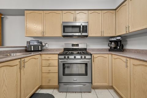 Photo 9 at 1 - 430 Mapleview Drive E, Painswick South, Barrie