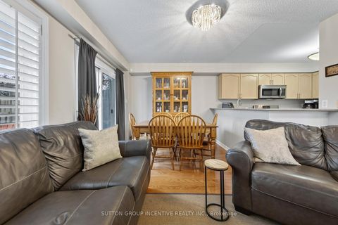 Photo 13 at 1 - 430 Mapleview Drive E, Painswick South, Barrie