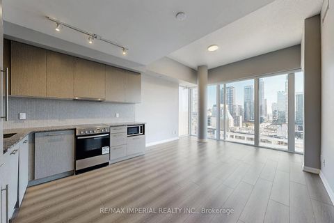 Photo 5 at Ph104 - 435 Richmond Street W, Waterfront Communities C1, Toronto