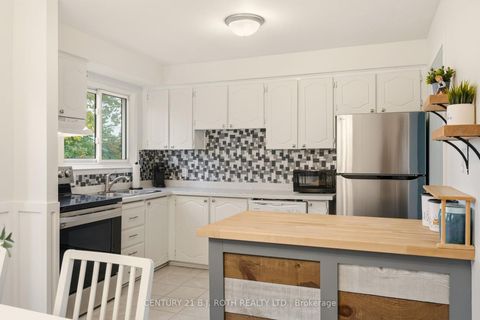 Photo 7 at 4 - 235 Steel Street, Codrington, Barrie