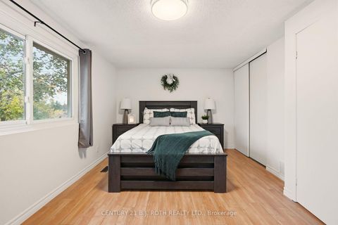 Photo 20 at 4 - 235 Steel Street, Codrington, Barrie