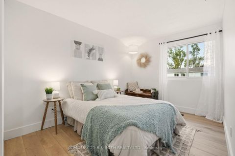 Photo 22 at 4 - 235 Steel Street, Codrington, Barrie