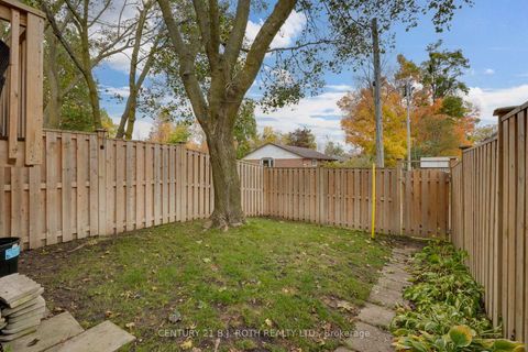 Photo 35 at 4 - 235 Steel Street, Codrington, Barrie