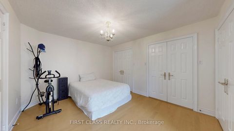 Photo 24 at 116 Kinloch Crescent, Maple, Vaughan