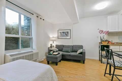 Photo 10 at 305 - 88 Charles Street, Yonge Corridor, Toronto