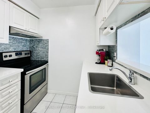 Photo 4 at 2001 - 1 Pemberton Avenue, Newtonbrook East, Toronto
