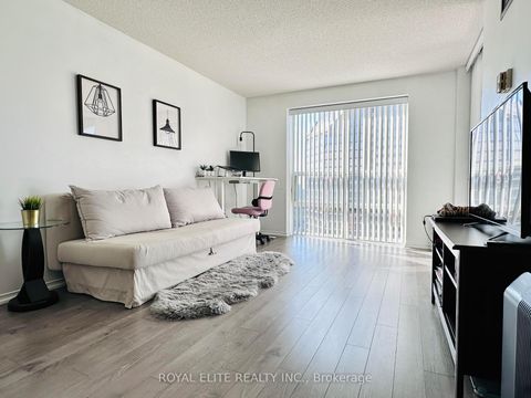Photo 6 at 2001 - 1 Pemberton Avenue, Newtonbrook East, Toronto
