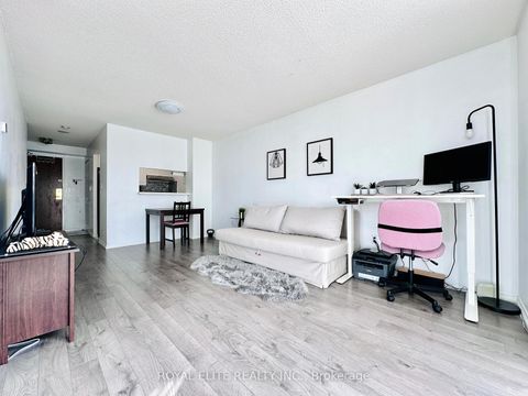Photo 7 at 2001 - 1 Pemberton Avenue, Newtonbrook East, Toronto