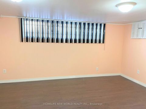 Photo 28 at 58 Marathon Crescent, Newtonbrook West, Toronto