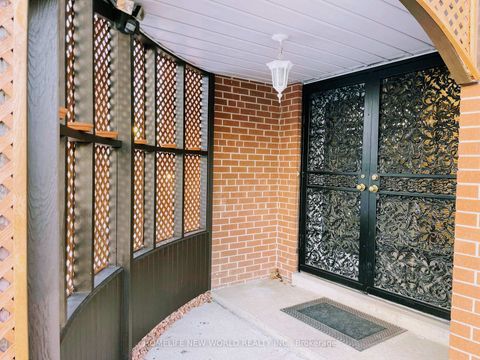 Photo 40 at 58 Marathon Crescent, Newtonbrook West, Toronto